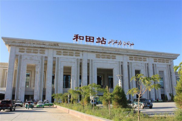深圳到和田物流公司